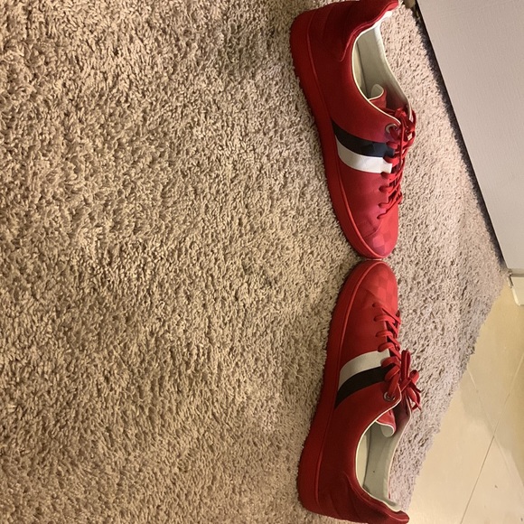 Louis Vuitton mens front row sneakers worn twice. - Picture 4 of 4